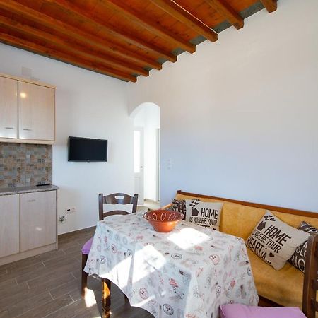 Apartamento Mosxa House Artemonas Exterior foto