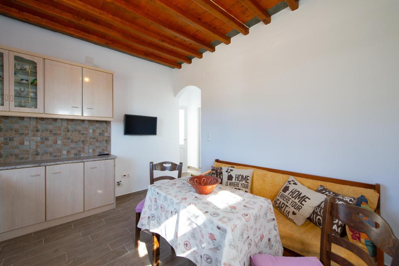 Apartamento Mosxa House Artemonas Exterior foto